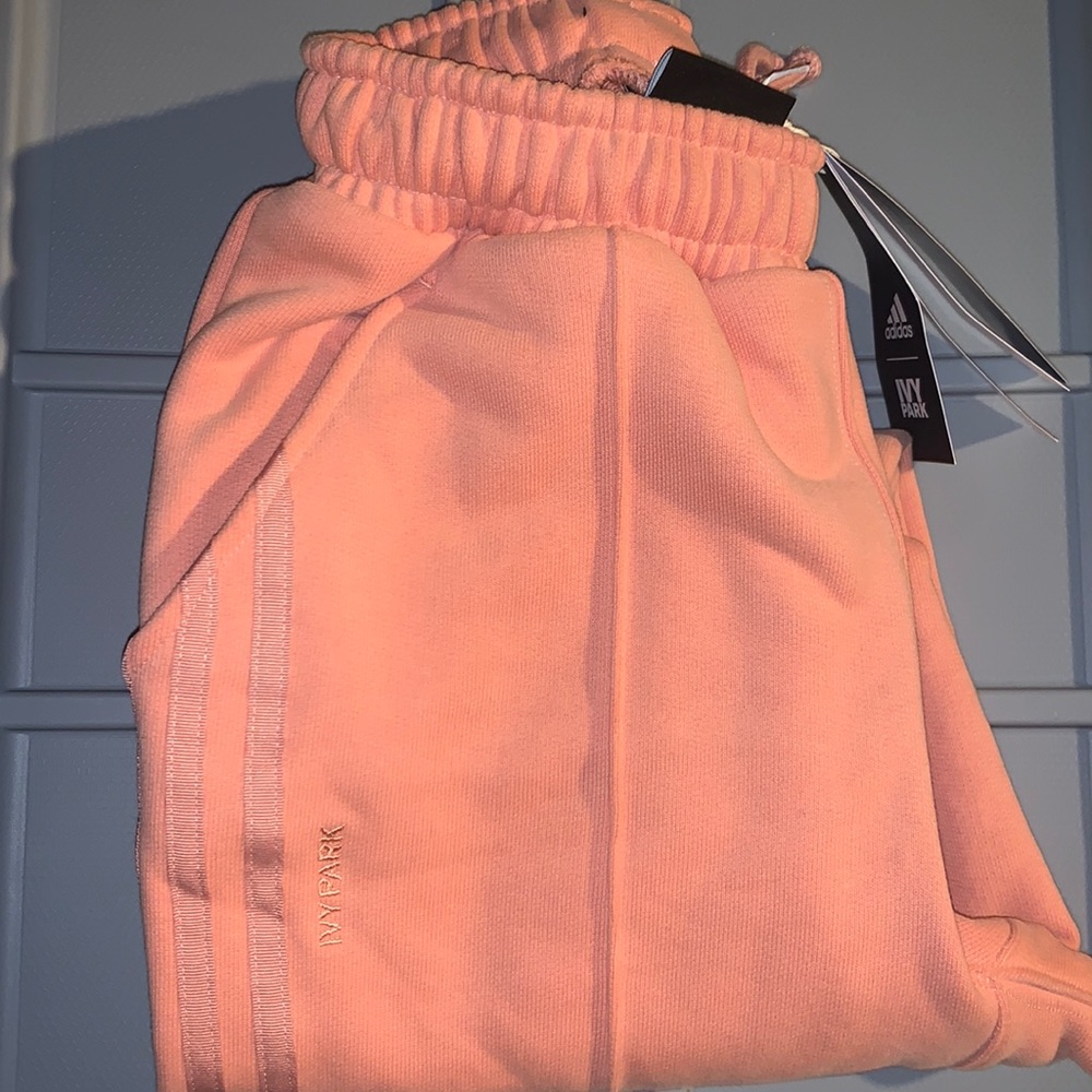 Ivy Park X Adidas Blush Jogger Sweatpants | Gender Neutral Size 3XS